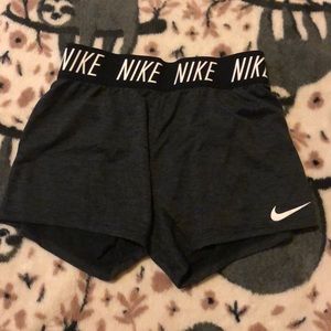 dark grey nike shorts